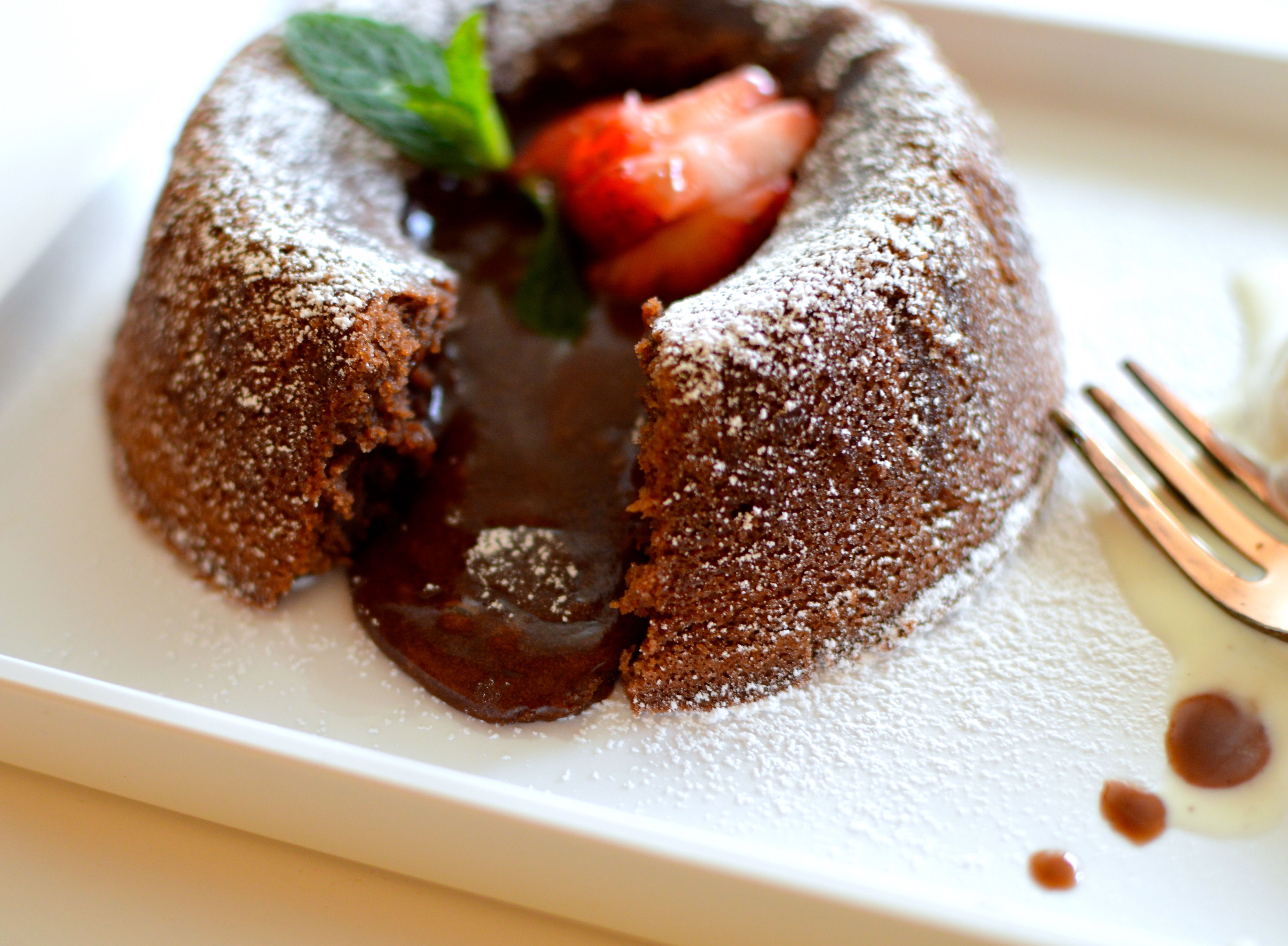 molten-chocolate-lava-cake7